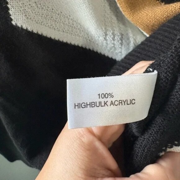 Lyle & Scott of Scotland, size large, Black and Brown Knitwear long sleeve - Picture 3 of 6